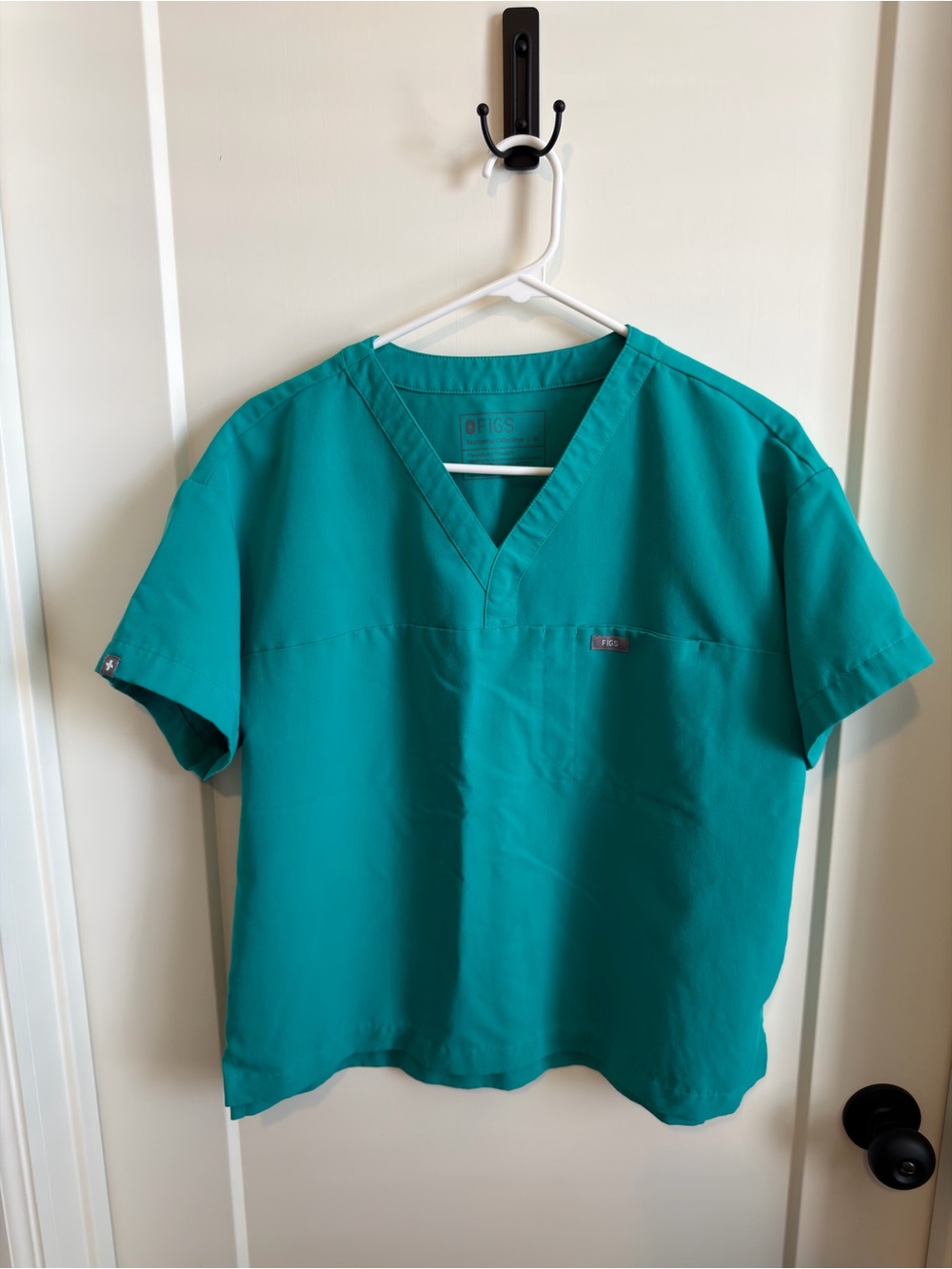 FIGS Lagoon Pagosa Relaxed V-Neck Scrub Top Medium M